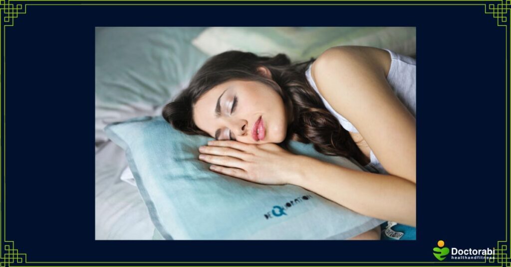 7-Tips-for-enjoying-Thanksgiving-Dinner-woman-sleeping