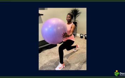 Gentle Yet Effective: Why Women Over 40 Should Use an Exercise Ball