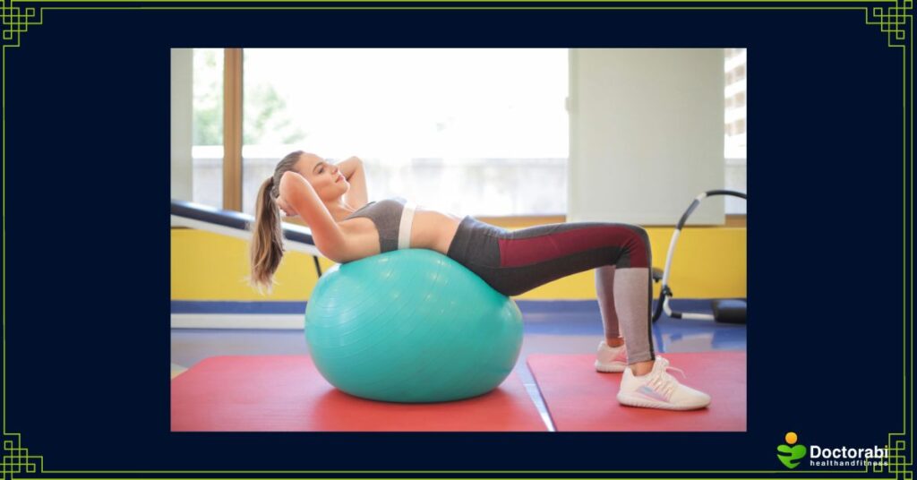 Why-Women-Over-40-Should-Use-an-Exercise-Ball-Sit-ups